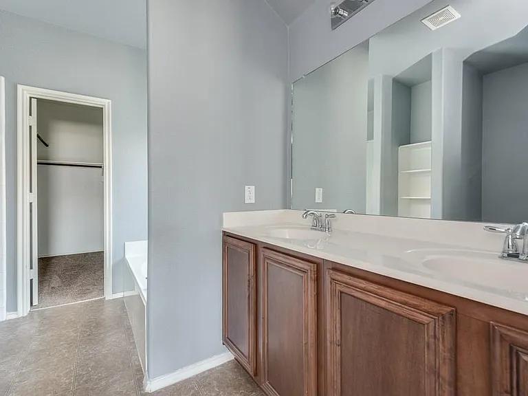 5313 Beacon Ln — Photo 12