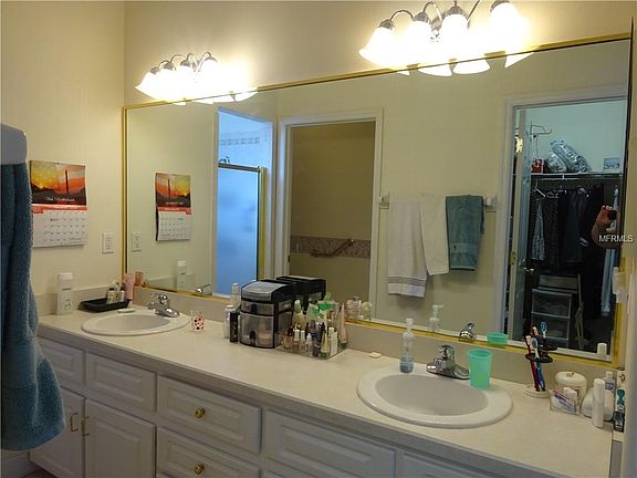 5th image of 830 Trish Pl