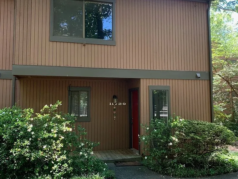 11729 S Briar Patch Dr — Photo 1