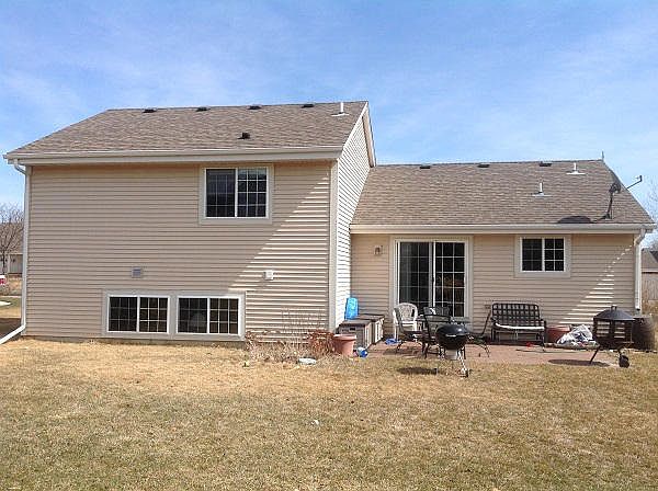 1st image of 610 Bridlewood Ln