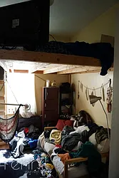 Rented by Rennit Inc.