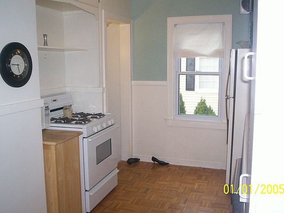 4th image of 1926 Philadelphia Ave SE