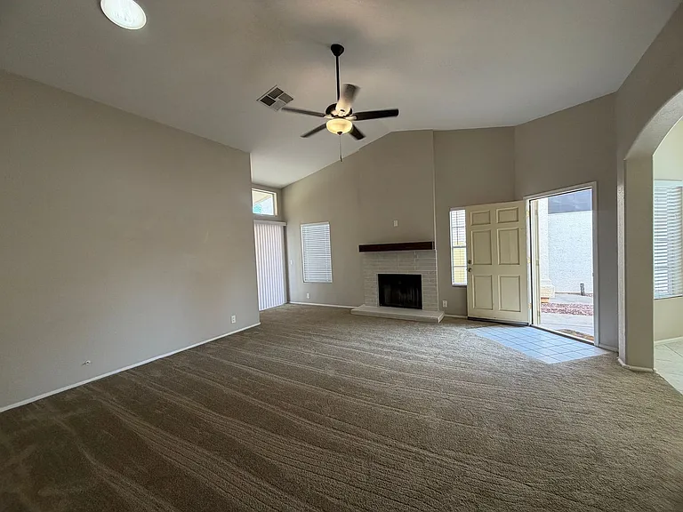7721 W Tonto Dr — Photo 4