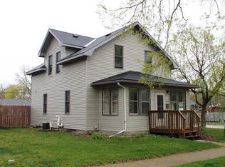 1433 Johnson St, La Crosse, WI 54601