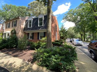 1754 Albermarle Dr, Crofton, MD 21114