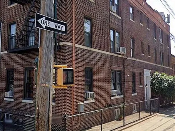 1105 72nd St #6, Brooklyn, NY 11228