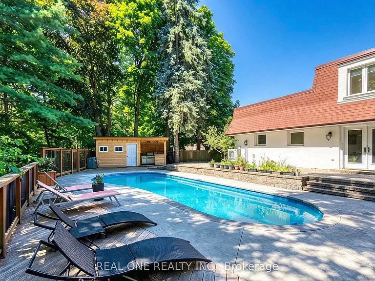 814 Calder Rd — Photo 33