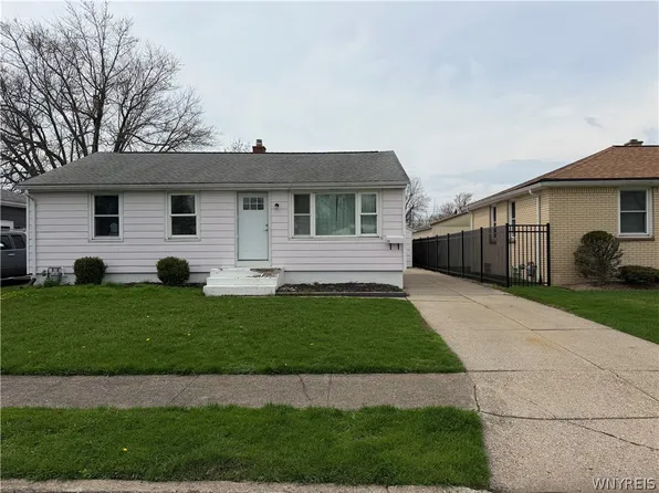 75 Saint Jude Dr, Lackawanna, NY 14218