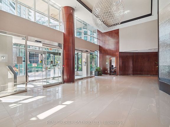 3rd image of 231 Fort York Blvd #615