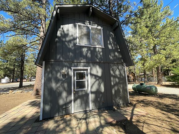3rd image of 2089 State Ln