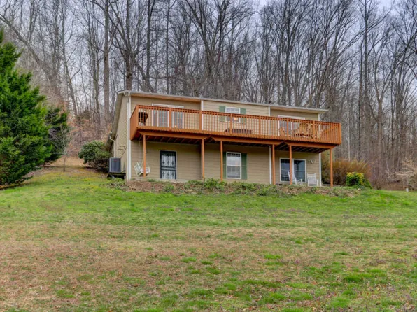 329 Mehaffey Rd, Powell, TN 37849