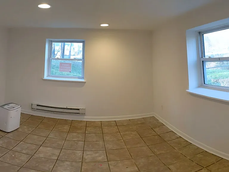 61 S Country Club Dr #A — Photo 3