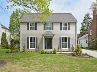 21024 Aberdeen Rd, Rocky River, OH 44116