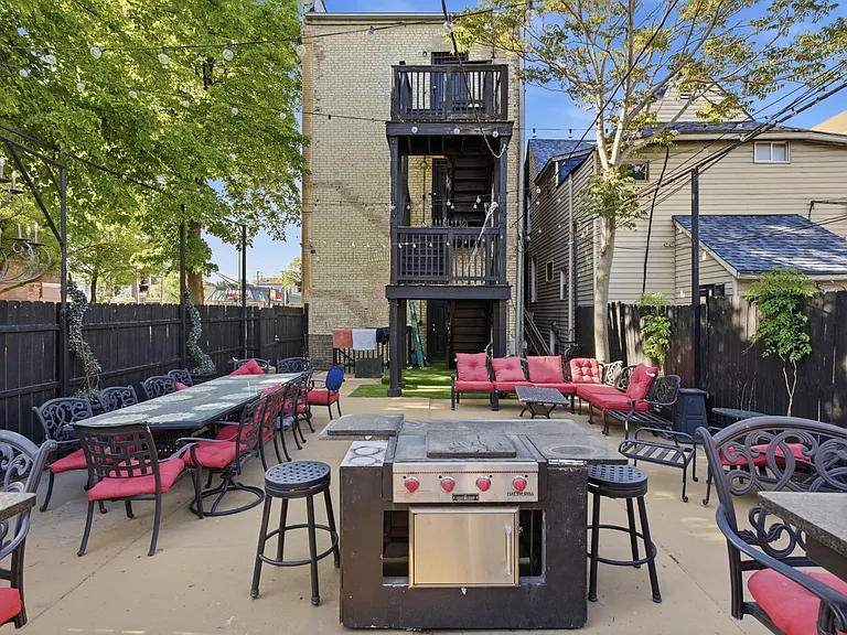 4159 W Fullerton Ave #2 — Photo 24