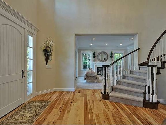 2nd image of 16722 Littlefield Ln