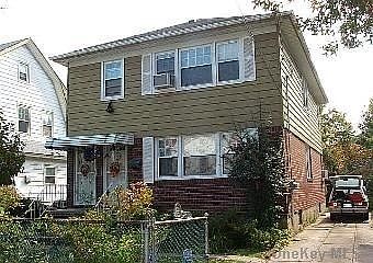 1st image of 24 Stowe Pl