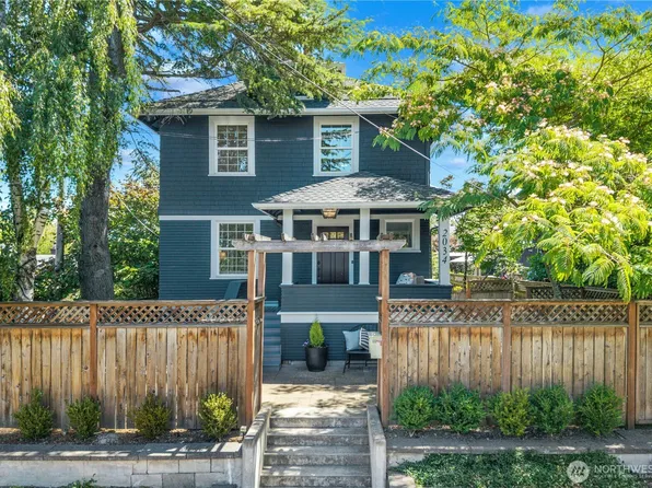 2034 Federal Avenue E, Seattle, WA 98102