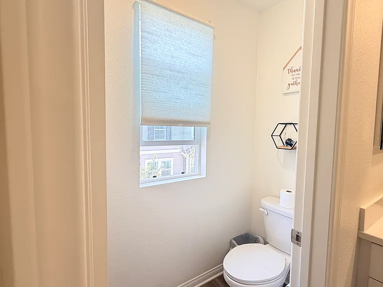 3925 E Carmel Privado — Photo 17
