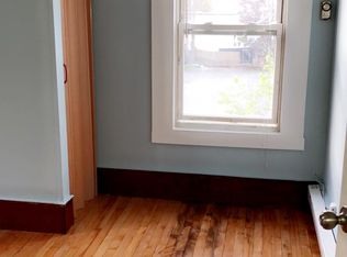 6 Merrill St FLOOR 2, Methuen, MA 01844