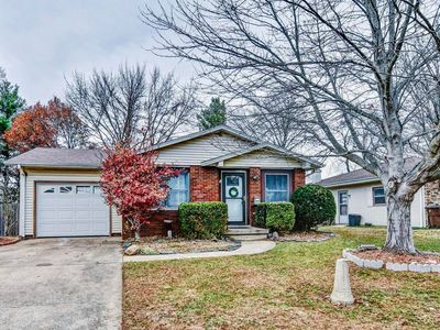 709 E Heights Ave, Taylorville, IL, 62568