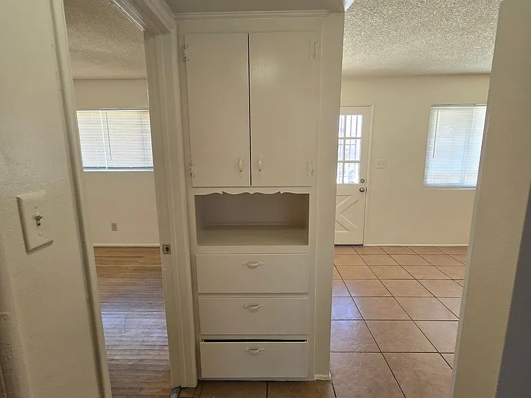 461 N Franklin St — Photo 9