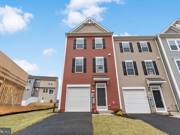 312 Husky Trl, Martinsburg, WV 25403