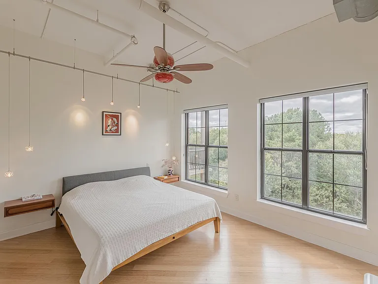 395 Central Park Pl NE #720 — Photo 28
