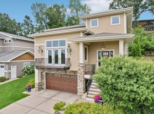 6679 S Chickahauk Trl, Middleton, WI 53562