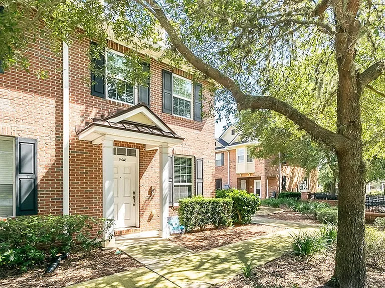1468 Pitney Cir — Photo 10
