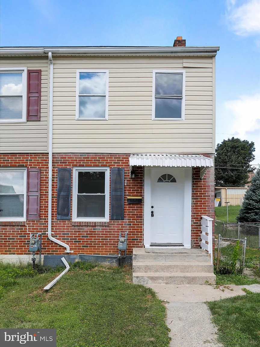 349 Radcliffe Ave photo 1