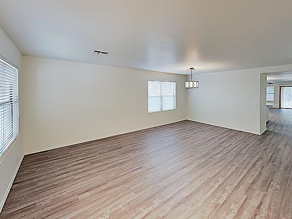 3rd image of 28802 N 51st St