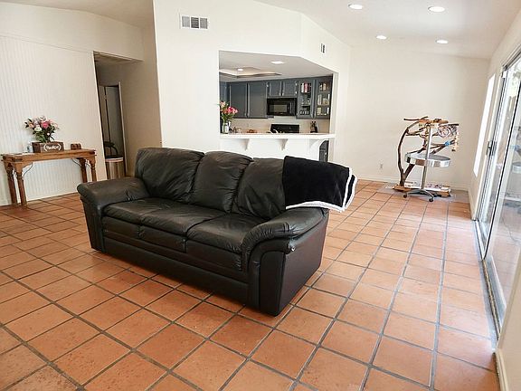 Fresh Paint! Light & Bright!