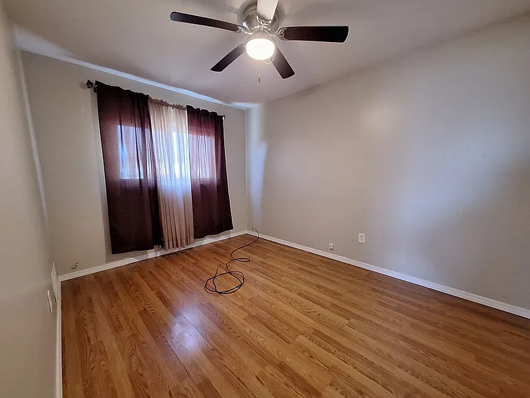 27067 Lawnwood St — Photo 14