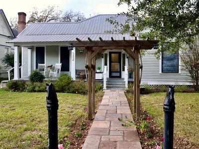 503 Hudgins St, Smithville, TX, 78957