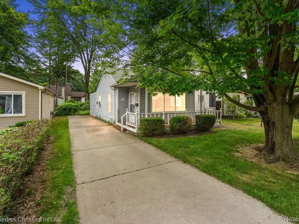 27428 Townley St, Madison Heights, MI 48071