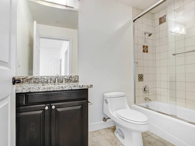 4410 Sepulveda Apartments — Photo 55