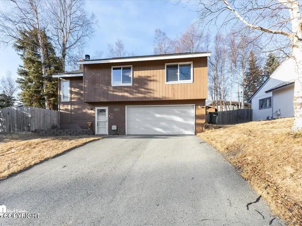 18317 N Parkview Terrace Loop, Eagle River, AK 99577