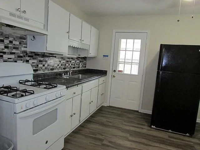 5713 Dimaggio Pl — Photo 3