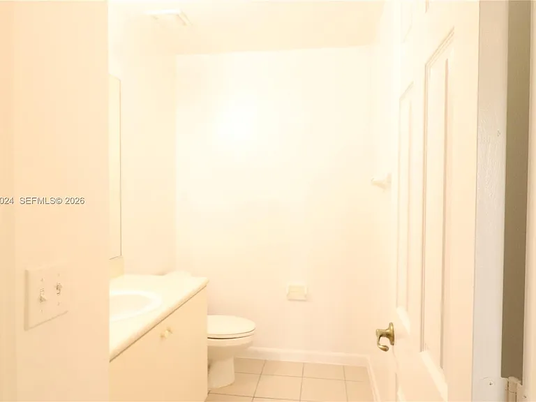 9990 NW 19th Pl #9990 — Photo 11