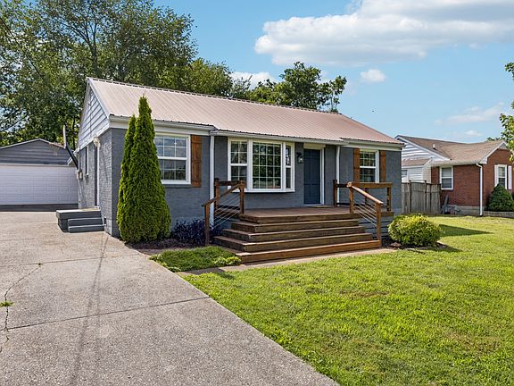 2nd image of 3221 Holbrook Dr