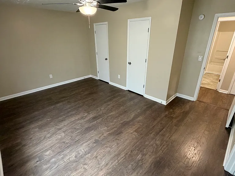 6030 Creekford Dr — Photo 9