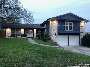 1138 S Ellison Dr, San Antonio, TX 78245