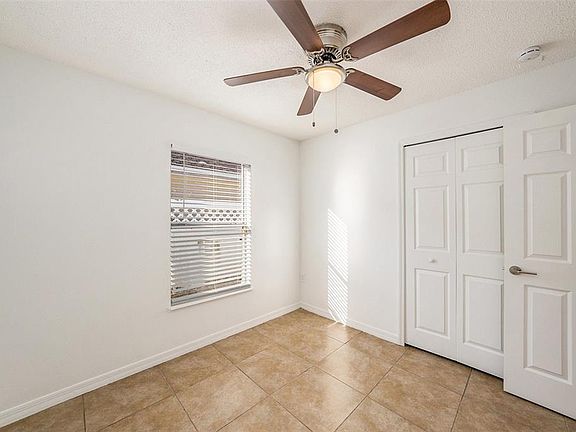 4th image of 1020 Brenton Leaf Dr #1020