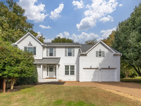 102 Lancelot Ln, Franklin, TN 37064
