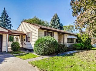 928 Cook Blvd, Bradley, IL 60915