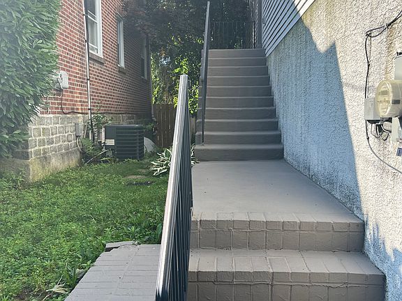 3rd image of 557 Parker Ave #B