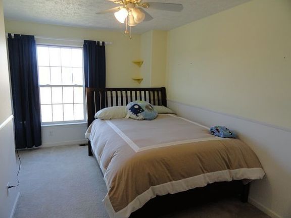 3rd image of 644 Brookside Ln