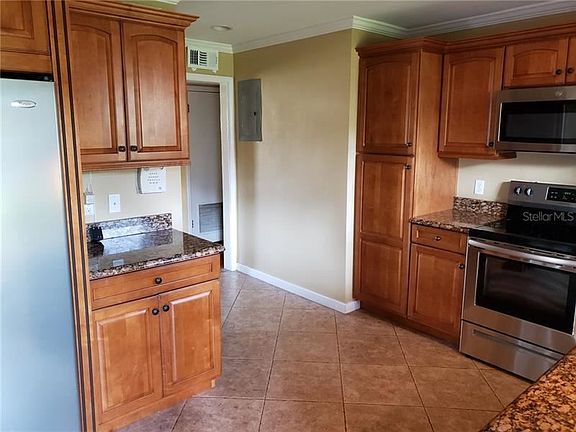 3rd image of 1710 Lando Ln