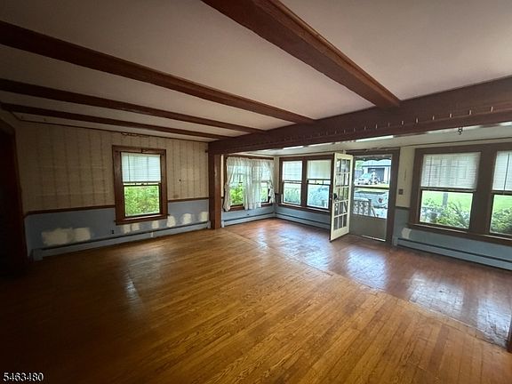 4th image of 11 Kanouse Rd