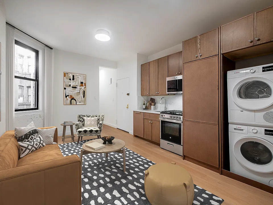 129 2nd Ave #19